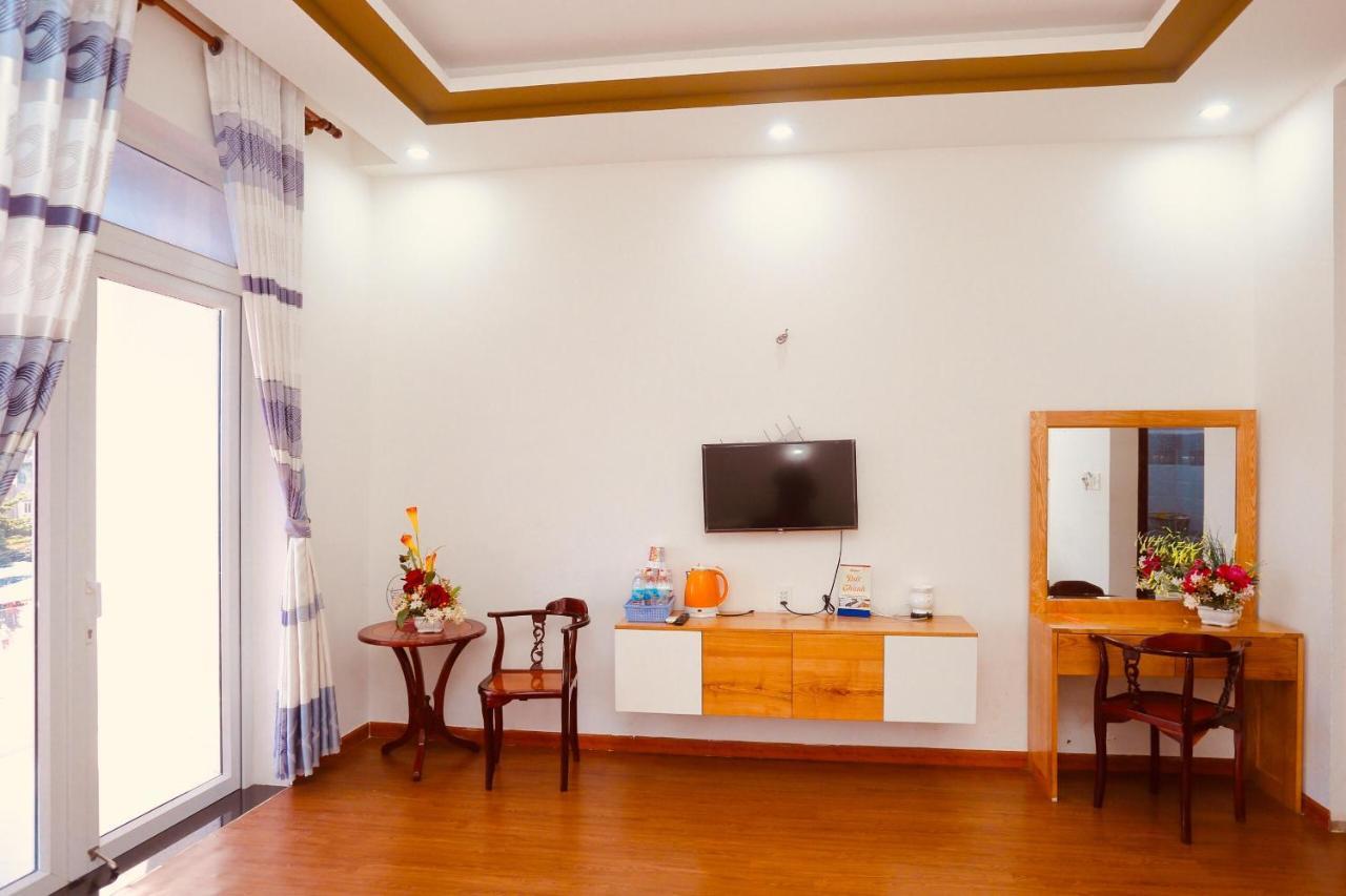 Hotel Duc Thanh Chi Khu Co Ong Екстериор снимка