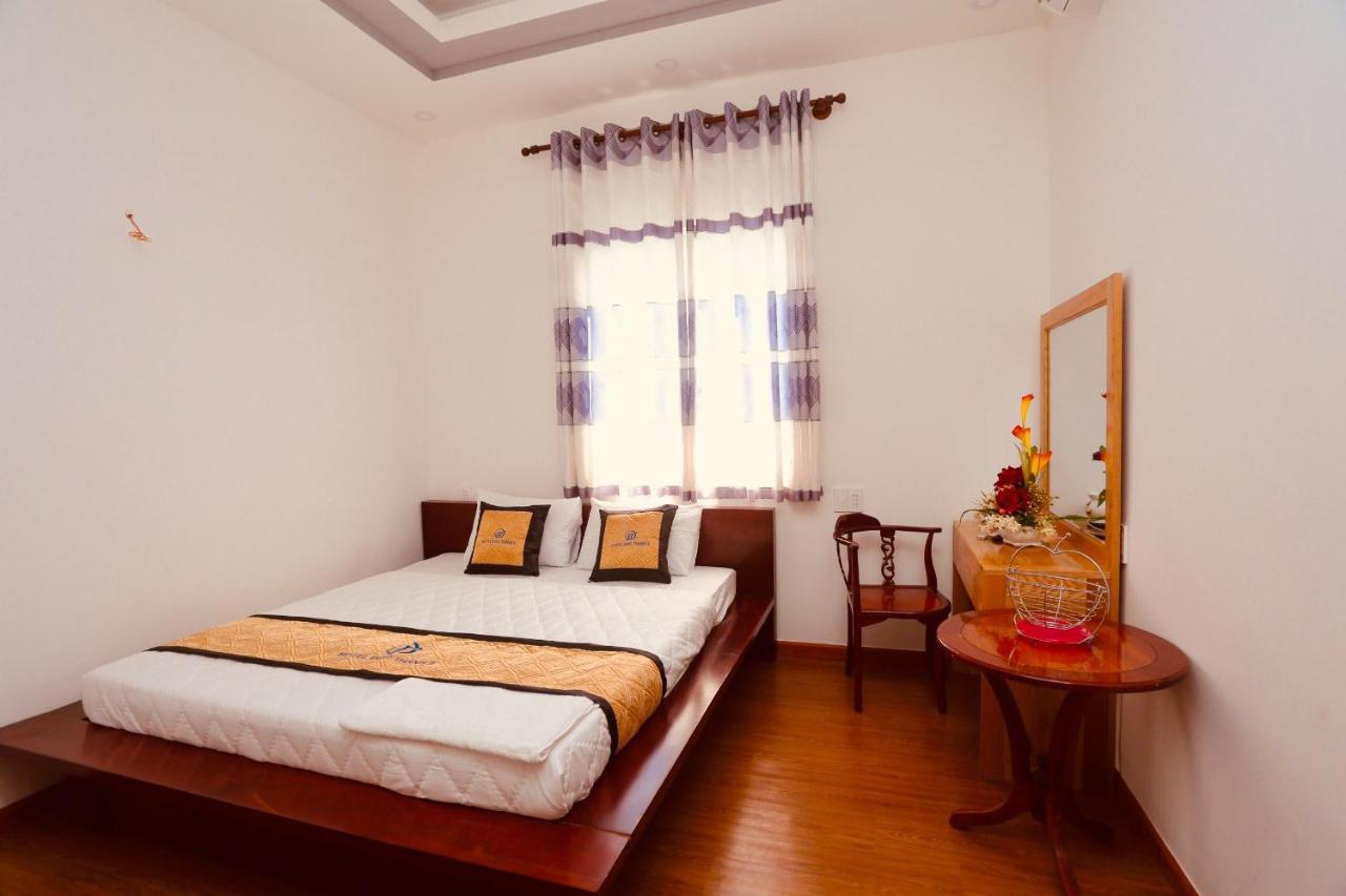 Hotel Duc Thanh Chi Khu Co Ong Екстериор снимка