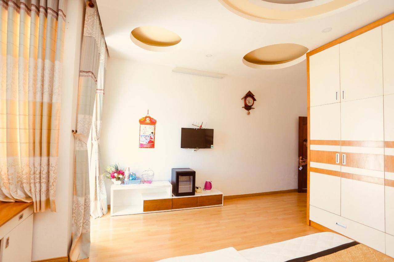 Hotel Duc Thanh Chi Khu Co Ong Екстериор снимка