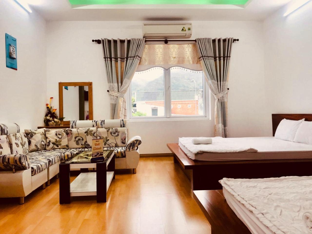 Hotel Duc Thanh Chi Khu Co Ong Екстериор снимка