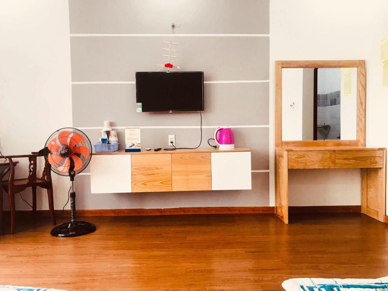 Hotel Duc Thanh Chi Khu Co Ong Екстериор снимка
